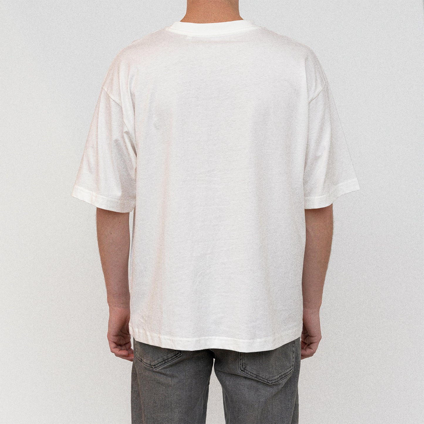 Boxy white t-shirt blank